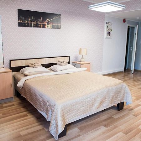 Papiniidu Studio Apartments Пярну Экстерьер фото